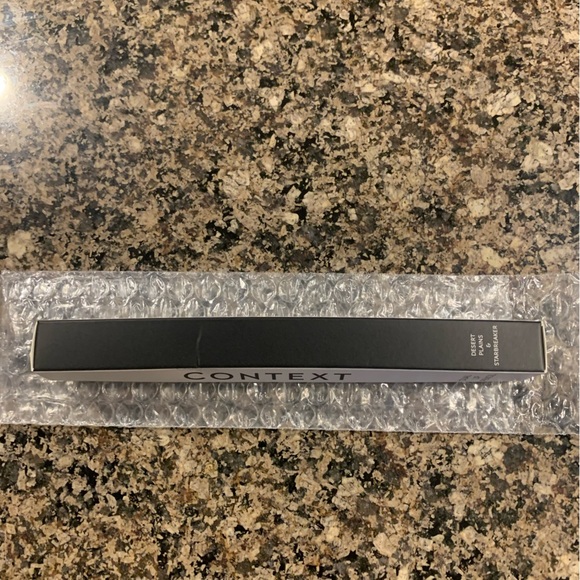 CONTEXT DUAL LIP PENCIL/LINER in Desert Plains & Starbreaker - Picture 3 of 6